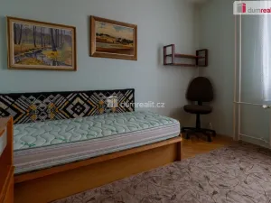 Prodej bytu 3+1, Mariánské Lázně - Úšovice, Hroznatova, 65 m2