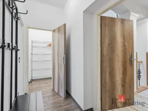 Prodej ubytování, Broumov, Malé náměstí, 298 m2