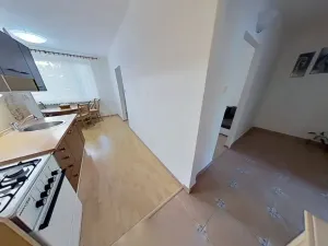 Pronájem bytu 2+1, Třebíč, Mládežnická, 62 m2