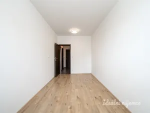 Pronájem bytu 2+kk, Praha - Štěrboholy, Kryšpínova, 54 m2
