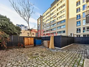 Prodej bytu 2+kk, Praha - Libeň, U skládky, 41 m2