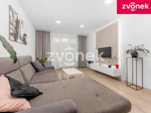 Prodej bytu 3+1, Zlín, Zarámí, 68 m2