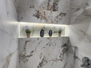 Prodej bytu 3+kk, Drač, 77 m2