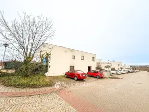 Prodej bytu 2+kk, Znojmo, Růžičkova, 38 m2