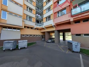 Pronájem bytu 2+1, Chomutov, Bezručova, 65 m2