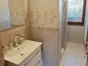 Prodej rodinného domu, Lomnička, 300 m2