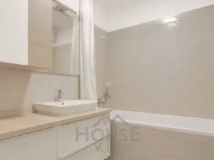 Prodej bytu 2+kk, Kladno, U Engerthu, 54 m2