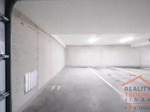 Prodej bytu 2+kk, Hradec Králové, Antonína Petrofa, 56 m2