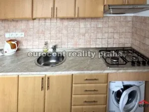 Pronájem bytu 1+1, Praha - Strašnice, U krbu, 34 m2