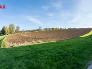 Prodej komerčního pozemku, Lípa, 3600 m2
