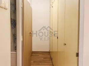 Prodej bytu 3+1, Praha - Prosek, Prosecká, 70 m2