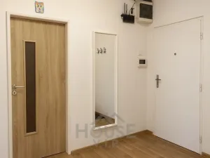 Prodej bytu 3+1, Praha - Prosek, Prosecká, 70 m2