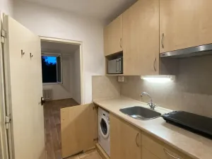 Pronájem bytu 1+kk, Brno - Královo Pole, Herčíkova, 30 m2