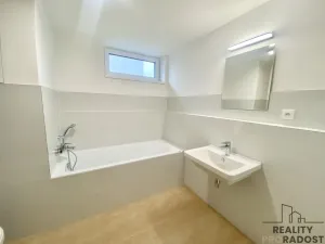 Pronájem bytu 2+kk, Olomouc, Loudova, 51 m2