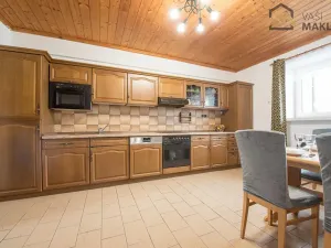 Prodej rodinného domu, Vlkanov, 280 m2