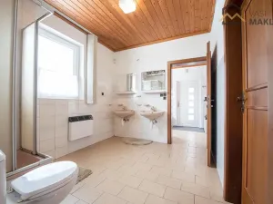 Prodej rodinného domu, Vlkanov, 280 m2