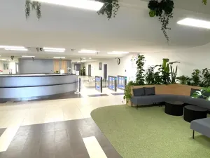 Pronájem kanceláře, Praha - Holešovice, Dělnická, 1252 m2