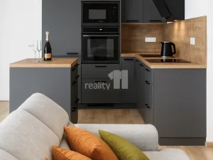 Pronájem bytu 3+kk, Praha - Vysočany, Ivana Hlinky, 95 m2