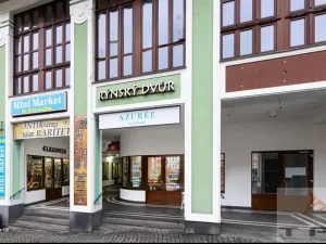 Pronájem obchodního prostoru, Karlovy Vary, Divadelní náměstí, 100 m2