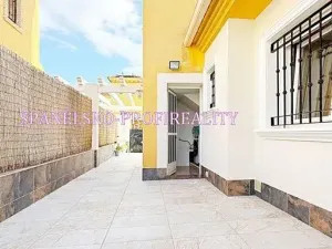 Prodej rodinného domu, Alicante, Španělsko, 105 m2