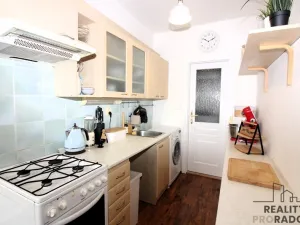 Prodej bytu 3+1, Znojmo, Dukelských bojovníků, 73 m2