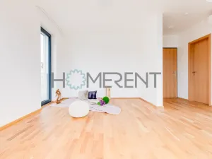 Pronájem bytu 1+kk, Černošice, Ke Hřišti, 33 m2