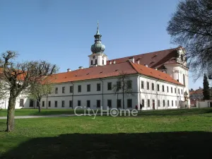 Prodej bytu 2+kk, Praha - Břevnov, Nad Kajetánkou, 51 m2