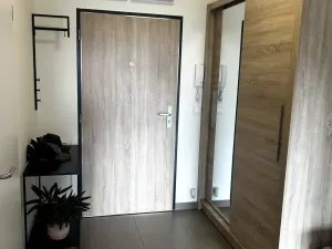 Pronájem bytu 2+kk, Praha - Hloubětín, Granitova, 65 m2