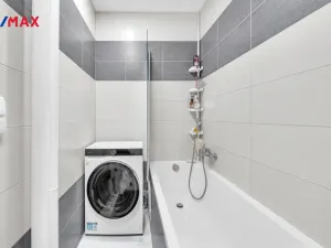 Pronájem bytu 2+kk, Hradec Králové, Pospíšilova, 54 m2