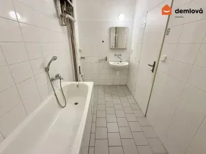 Pronájem bytu 2+kk, Praha - Bubeneč, Jugoslávských partyzánů, 51 m2
