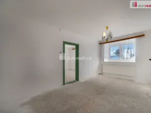 Prodej rodinného domu, Psárov, 486 m2