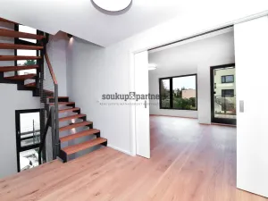 Pronájem rodinného domu, Praha - Háje, V Hájích, 220 m2