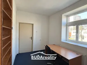 Pronájem kanceláře, Zlín, třída Tomáše Bati, 11 m2