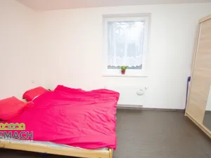 Pronájem bytu 2+kk, Náchod, Bartoňova, 65 m2