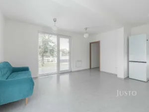 Pronájem rodinného domu, Zvěřínek, Nymburská, 64 m2