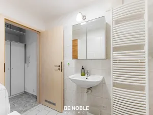 Prodej bytu 1+kk, Praha - Hlubočepy, Chlupáčova, 31 m2