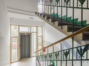 Pronájem bytu 2+kk, Praha - Nusle, Jaromírova, 42 m2