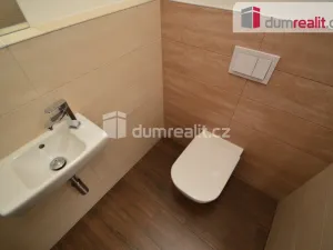 Pronájem bytu 3+kk, Praha - Karlín, U Mlýnského kanálu, 70 m2