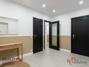 Prodej rodinného domu, Dobřenice, 76 m2