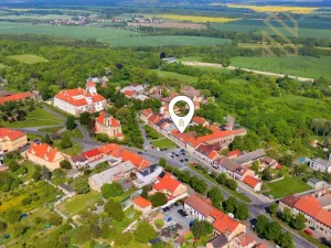 Prodej vícegeneračního domu, Smečno, nám. T. G. Masaryka, 779 m2