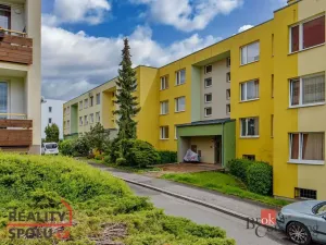 Pronájem bytu 3+1, Praha - Libeň, Přádova, 79 m2