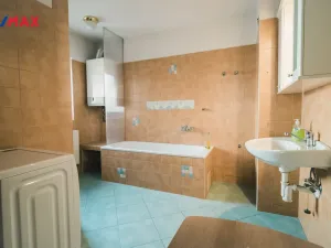 Prodej rodinného domu, Nové Město nad Metují - Krčín, 1. máje, 97 m2