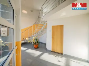 Prodej výrobních prostor, Žďár, 1089 m2