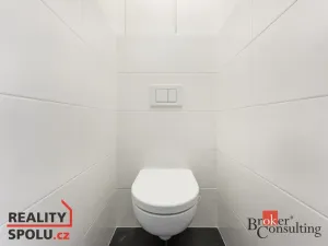 Pronájem bytu 3+1, Praha - Libeň, Konšelská, 62 m2