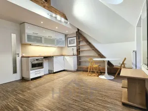 Prodej bytu 1+kk, Praha - Bohnice, V Zámcích, 36 m2