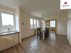 Prodej bytu 3+1, Hvozd, 78 m2