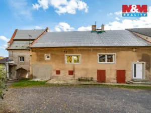 Prodej bytu 4+kk, Klobuky, Náměstí 9. května, 96 m2