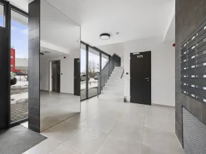 Pronájem bytu 3+kk, Praha, Návarovská, 83 m2