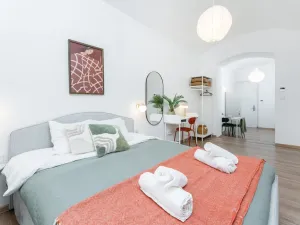 Pronájem bytu 2+kk, Praha - Vinohrady, Rumunská, 29 m2