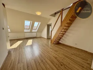 Prodej bytu 3+kk, Praha - Libeň, Zenklova, 86 m2